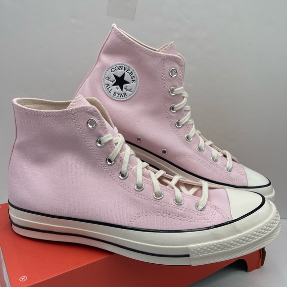 Converse Men’s A10527F
CHUCK 70 HI
PINK FROSTING/EGRET/BLACK High-Top Sneakers - Picture 6 of 16